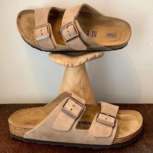 BIRKENSTOCK Near-New Arizona Oiled Leather Tan Sandals Size 41